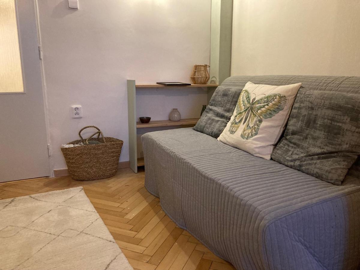 Apartment Jana Masaryka Прага Екстериор снимка